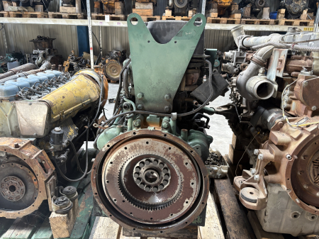 Motor Volvo D12 Complet [2]