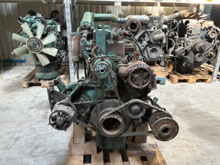 Piese Utilaje - Motor Volvo TD73 Complet