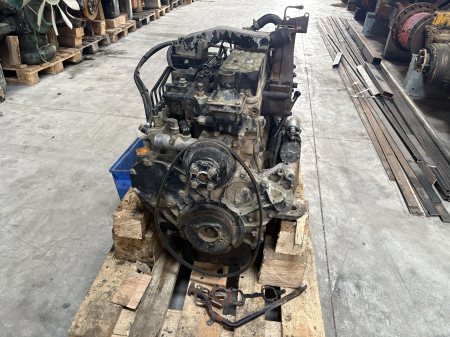 Piese Utilaje - Motor Yanmar S4D106-1FB Complet