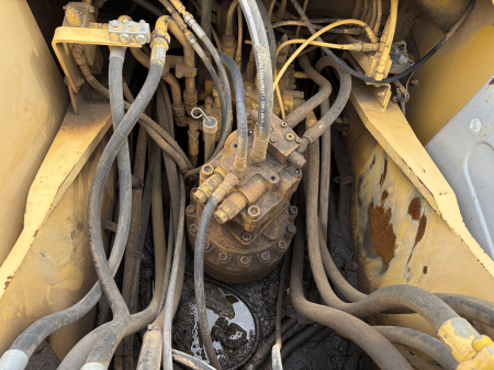 New Holland E265B cu motor FPT NEF6 - Dezmembrări [4]