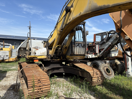 Excavatoare - New Holland E295 cu motor FPT NEF 67 - Dezmembrări