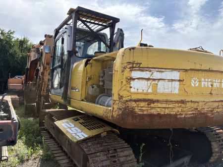 New Holland E295 cu motor FPT NEF 67 - Dezmembrări [3]