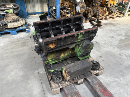 Piese Utilaje - Piese Motor Liebherr D 904 T Dezmembrat