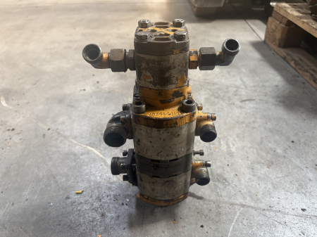 Pompă auxiliară Bosch 1517222902 [3]