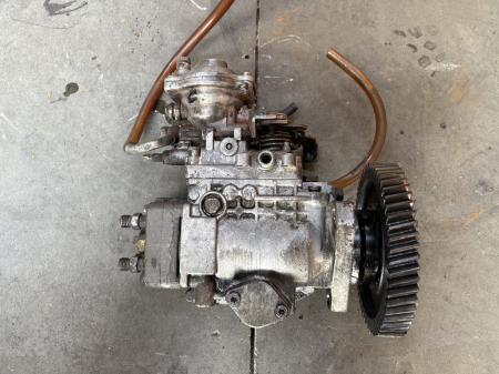 Pompă de injecție Bosch 0460414008 / VE R 127 / 84124645 [2]