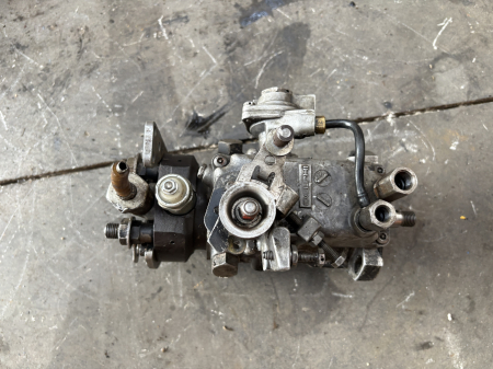 Pompă de injecție Delphi 8920A332G / 2647C138F / 7135/200 [1]