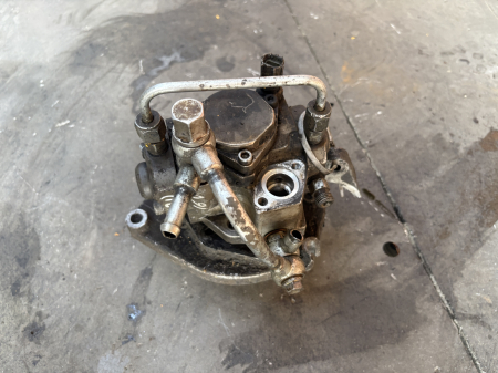 Pompă de injecție Isuzu - Isuzu 16V [2]