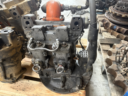 Pompă hidraulică Hitachi HPV10FW RH23C - Hitachi EX200-5 [3]