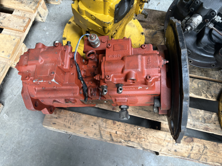 Piese Utilaje - Pompa hidraulica Linde LT282022123762