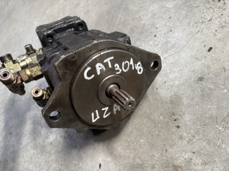 Pompă hidraulică principală Nachi PVD-00B-16P-6AG4-4635A - Caterpillar 3018 [2]