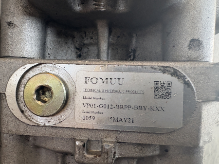 Pompă hidraulică principală Parker VP01-G012-BRPP-BBY-KXX [2]