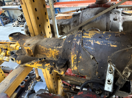 Punți complete - Punte Spate JCB 153/159100630, 817/0295 - JCB