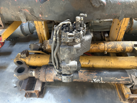 Punte Spate ZF AP-3745/P4, 472.029.066 - Caterpillar AP-3745 [1]