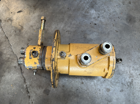Reductor cu hidromotor rotire Hydromatik MWBBDC653 [2]