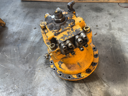 Hidromotor de rotire - Reductor cu hidromotor rotire Kayaba SG08E-108A
