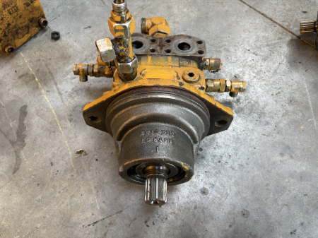 Reductor cu hidromotor rotire Liebherr 3610722 - A914 R914 [1]