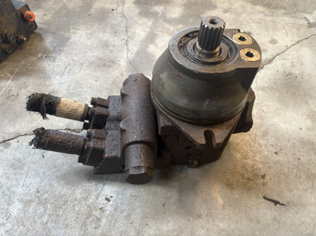 Reductor cu hidromotor rotire Liebherr - Liebherr R 914, Liebherr R 922 [1]