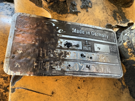 Reductor cu hidromotor rotire Liebherr SAT 275 235 0523 - Liebherr R 944 [5]
