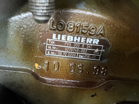 Reductor pompă Liebherr PVG 300 B 341 [4]