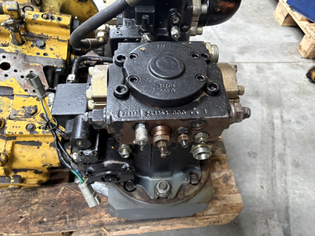 Reductor pompă Liebherr PVG 300 B 341 [2]