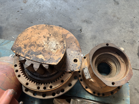 Piese Utilaje - Reductor rotire Trasmital Bonfiglioli 757T2F1DA34POH1TVHCC