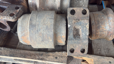 Piese Utilaje - Rolă inferioară D135 - Lungime 250mm - Prindere 35x125mm