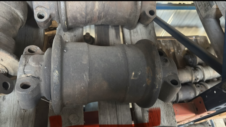 Role inferioare - Rolă inferioară - Diametru exterior 170mm - Lungime 255mm - Prindere 110mm
