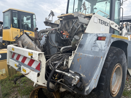 Terex SKL 260 S cu motor Deutz BF4L1011F - Dezmembrări [3]