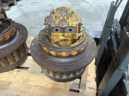 Piese Utilaje - Transmisie finală Komatsu 210