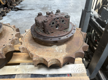 Piese Utilaje - Transmisie finală Komatsu PC210