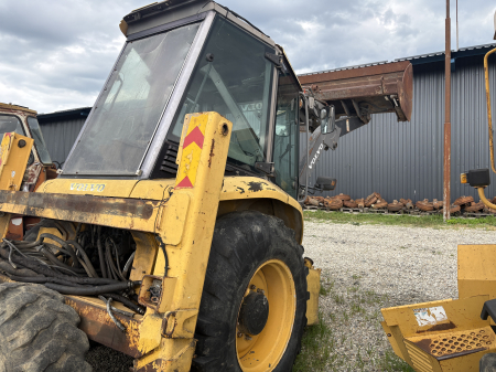 Volvo BL60 cu motor Volvo D3.1D - Dezmembrări [5]