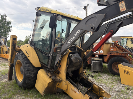 Buldoexcavatoare - Volvo BL60 cu motor Volvo D3.1D - Dezmembrări