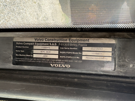 Volvo BL60 cu motor Volvo D3.1D - Dezmembrări [2]