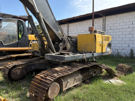 Excavatoare - Volvo EC210B NLC cu motor Volvo D6E - Dezmembrări
