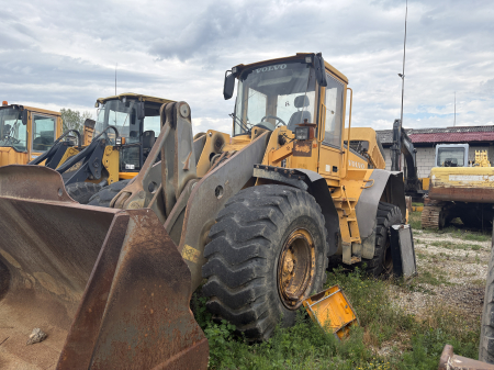 Încărcătoare Frontale - Volvo L110E cu motor Volvo D7E - Dezmembrări