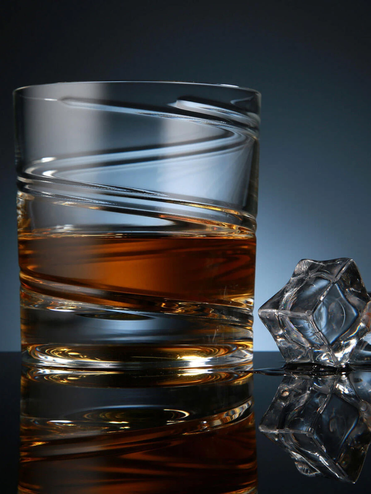 Toate produsele - Pahar rotitor de whisky 320ml - SHTOX 001