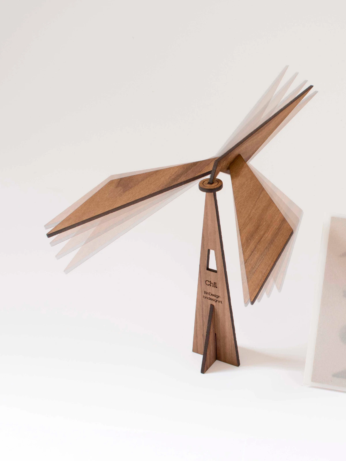 Toate produsele - CHIL - sculptura kinetica minimalista din lemn (nuc) pentru birou