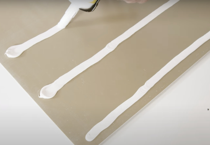 Adeziv Universal de Montaj VILO 290 ml [7]