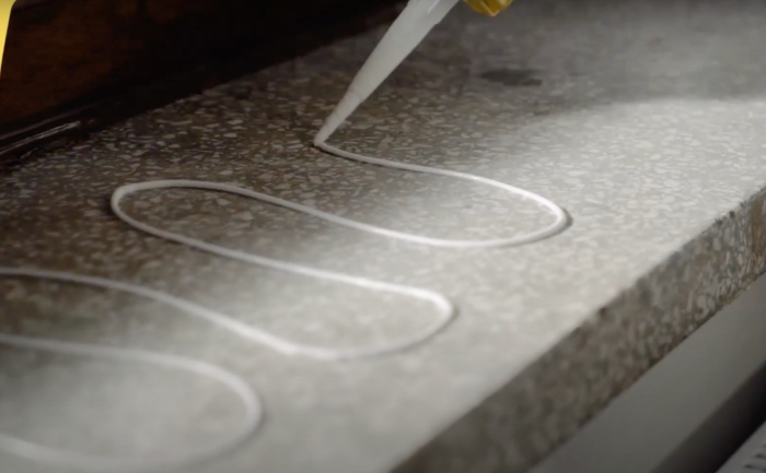 Adeziv Universal de Montaj VILO 290 ml [9]