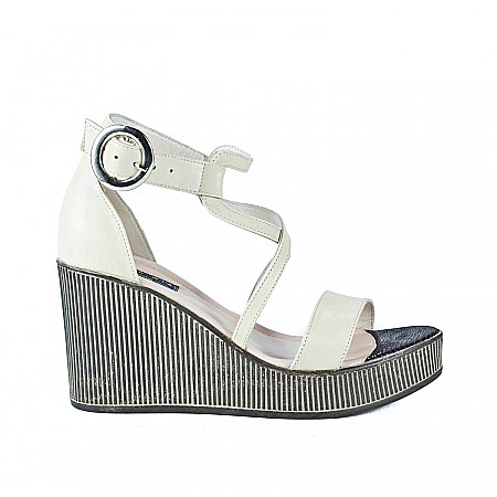 Sandale - Sandale cu platforma DM 2024