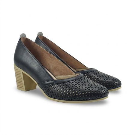 Pantofi - Sandale perforate cu talpa usoara DM 2605 negru