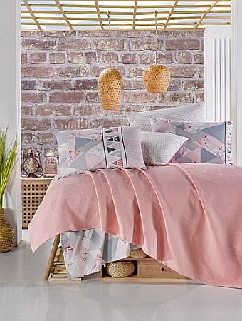 1+ 1 Gratis PROMO Lenjerii pat dublu - 1 plus 1 PROMO set pat dublu, cuvertura, cearsaf si 2 huse de perna Ethnic Gitana