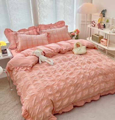 Set Lenjerie de Pat 2 Persoane Bumbac Finet Creponata Uni cu Volanase, 6 Piese - Somon [1]