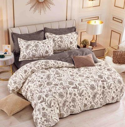 Lenjerie Pat Dublu din Bumbac Tip Finet, cu Elastic, 6 Piese - Flori Bej [1]