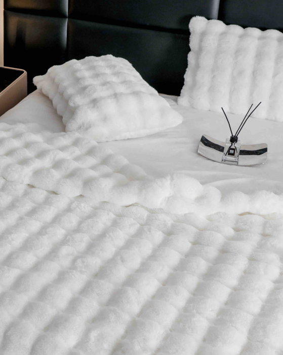 Lenjerie pat dublu, ExtraPufoasa, din Blanita artificiala de Iepure, 6 piese - Alb [5]