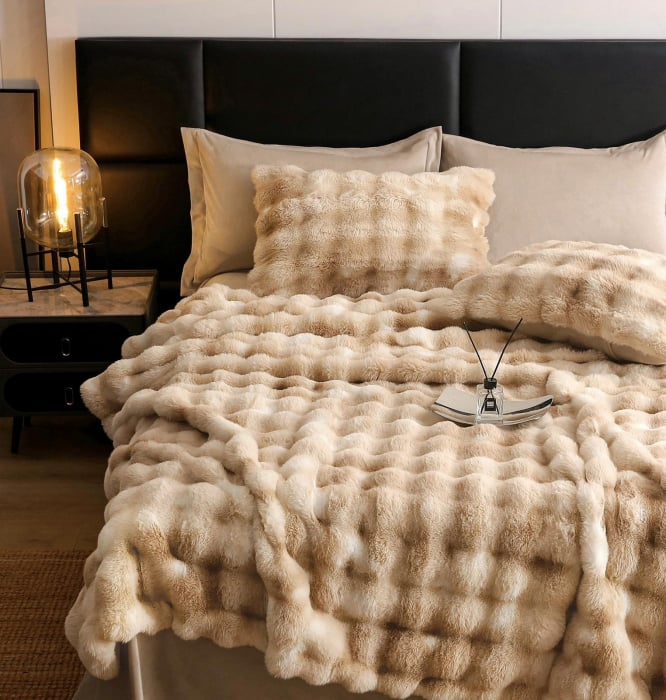 Lenjerie pat dublu, ExtraPufoasa, din Blanita artificiala de Iepure, 6 piese - Bej Multicolor [3]