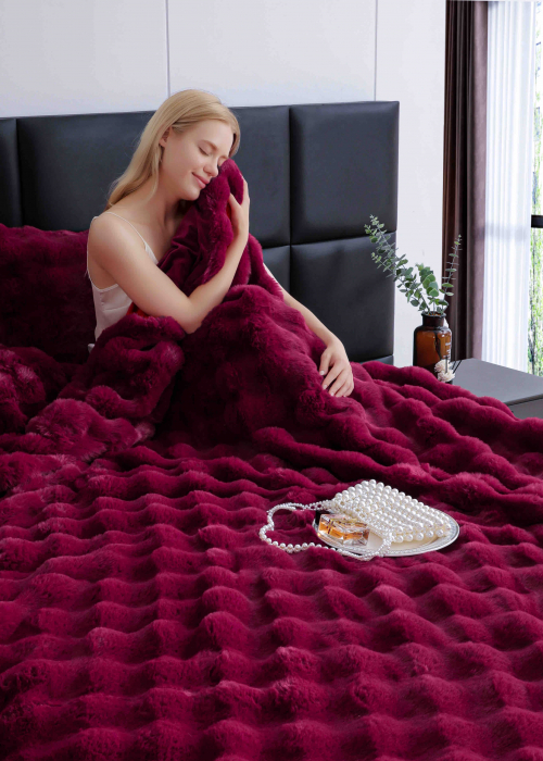 Lenjerie pat dublu, ExtraPufoasa, din Blanita artificiala de Iepure, 6 piese - Visiniu [2]