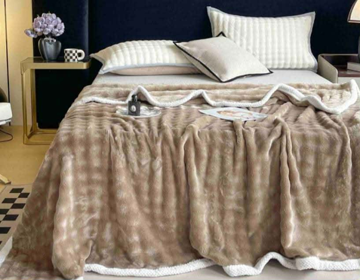 Paturi Cocolino Groasa  cu Blanita Bordy   200x230 cm [4]