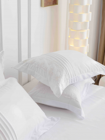 Lenjerie Pat Dublu, Bumbac Soft Touch, 6 piese, cu Pliuri Brodate - Gri Deschis - Alb [2]