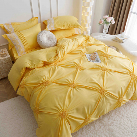 LENJERII DE PAT - Lenjerie Pat Dublu, Bumbac Soft Touch, 6 piese, cu Pliuri Brodate - Galben